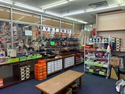 Holland Road Shopping Centre (D10), Retail #572081781